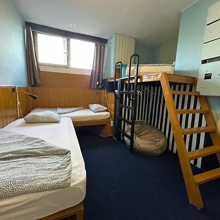 Baroque Hostel & Coworking Будапеща Екстериор снимка
